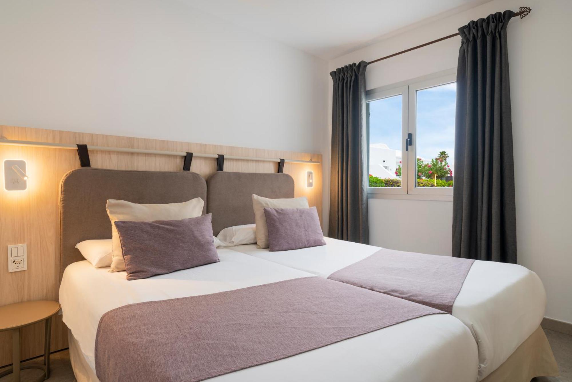 Apartamentos Santa Rosa Коста Тегисе Екстериор снимка